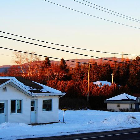 Motel Leblanc Carleton-sur-Mer Exteriör bild