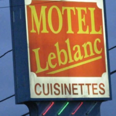 Motel Leblanc Carleton-sur-Mer Exteriör bild